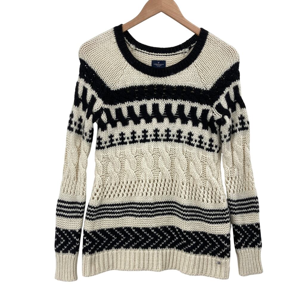 American Eagle Womens XS Ivory Black Fair Isle Cable Knit Wool Sweater Chunky